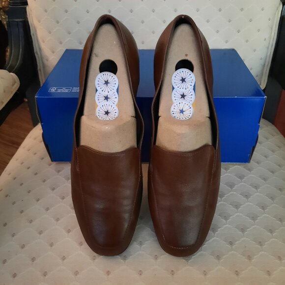 EASY SPIRIT LOAFER US 9M Rich Warm BROWN LEATHER GORE SLIP-ON - Picture 7 of 7